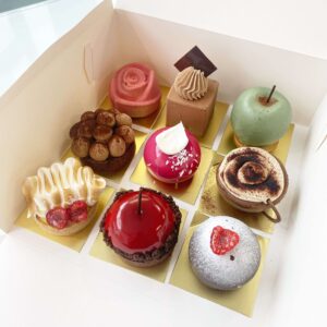 Monthly Pastry Box of 9